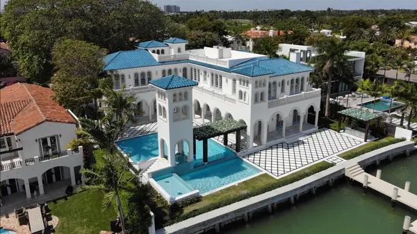 carmelia_residence_image_tray_image