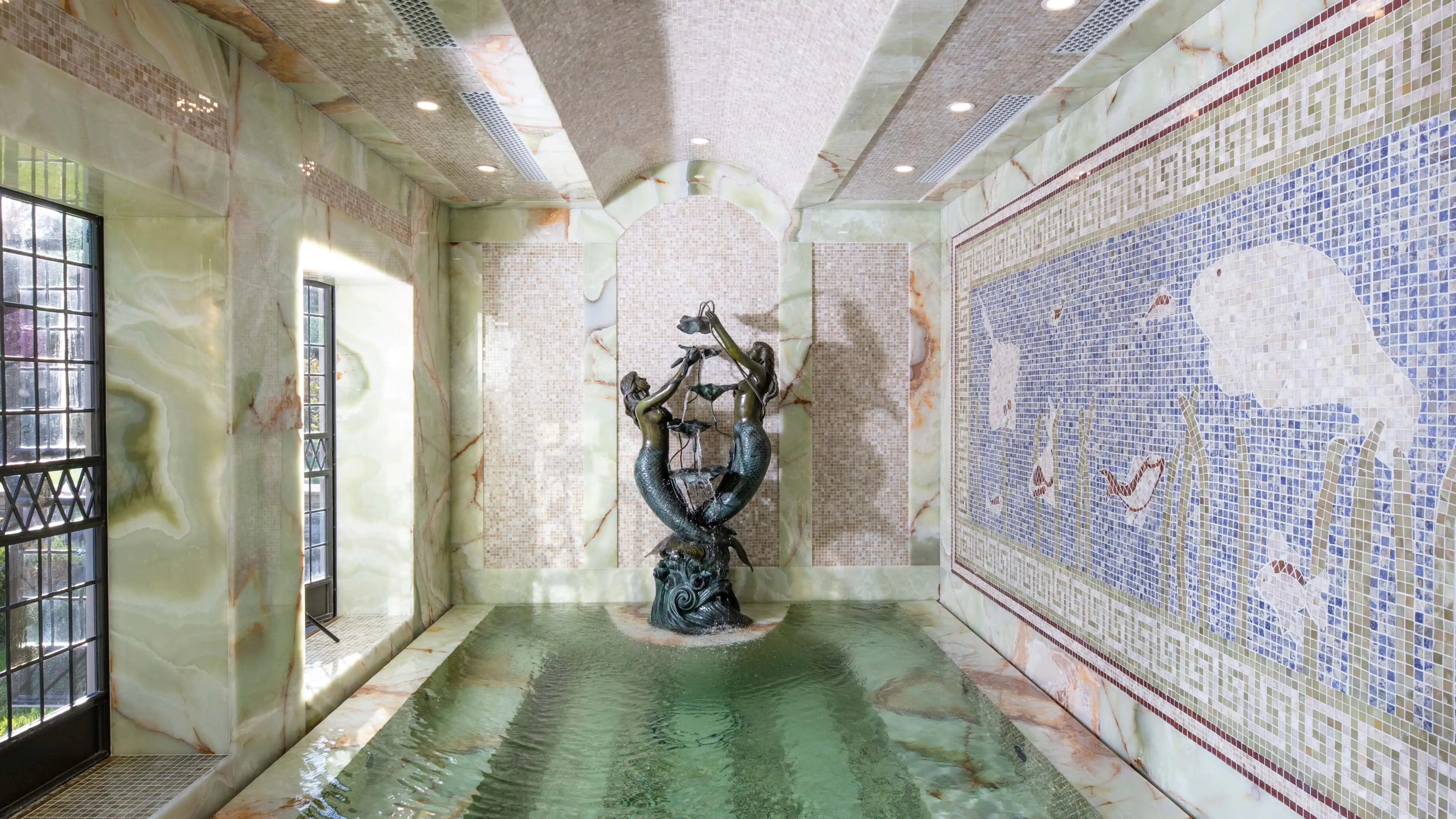 costswold_mansion_image