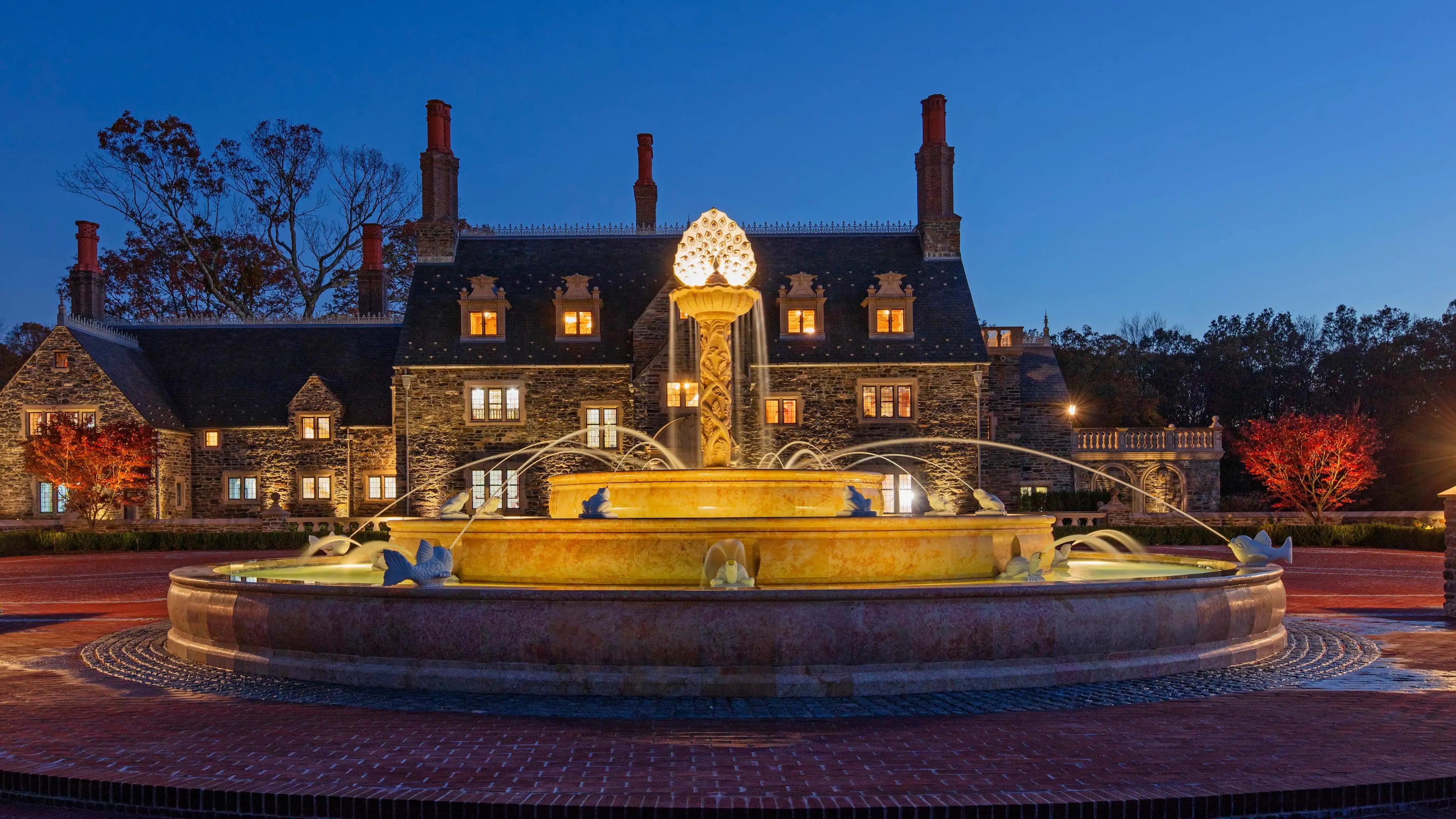 costswold_mansion_image