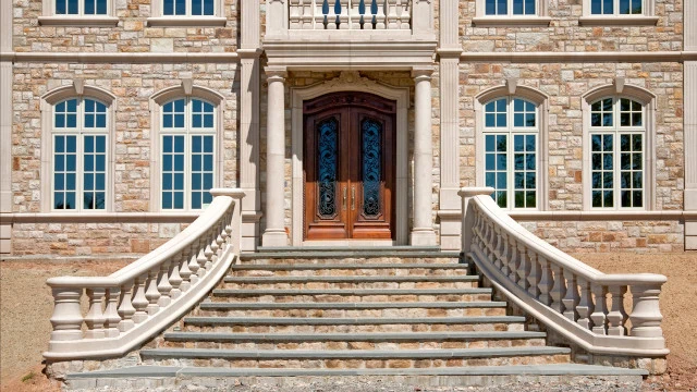 le_chateau_image_tray_image